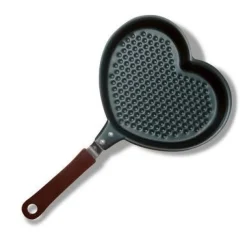 Patelnia w kształcie serca 16 cm