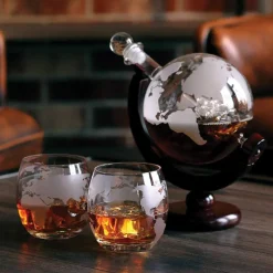 Zestaw do whisky GLOBUS: karafka, 2 szklanki i kamienne kostki - prezent na 40 50 60 urodziny dla faceta taty męża